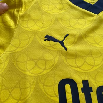Fenerium Fenerbahçe Bir Günde Forma İplik Atma Sorunu