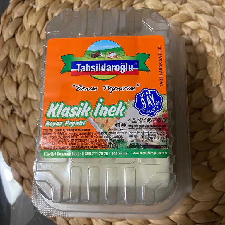Küflenmiş SKT Si Olmayan Tahsildaroğlu Peyniri