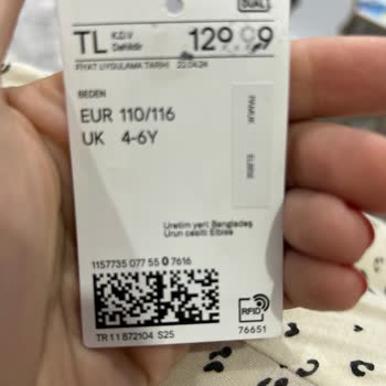 H&M Mağazası Fiyat Etiketi Sorunu
