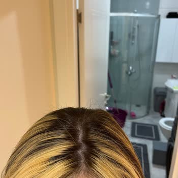 L'amour İstanbul Beklenen Sarı Saç Yerine Kahverengi Hayal Kırıklığı