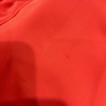 Hepsiburada Mango'dan Aldığım Elbisede Yanık Ütü İzi Ve İp Çekmesi Mevcut!