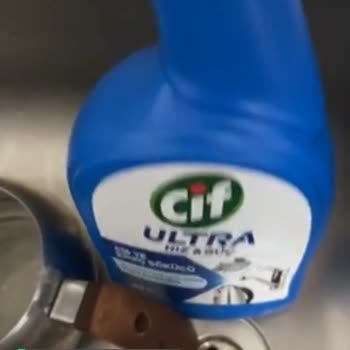 Cif Markasının Reklamdaki Oyunu