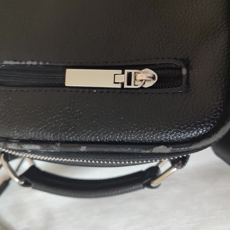 Derimod Erkek Çanta Soyulma Sorunu