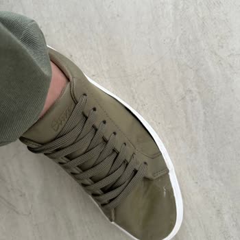 Pull and Bear Kaliteli Marka, Kusurlu Ürün: Ayakkabının Yanları Açıldı