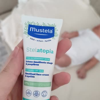 Mustela Stelatopia Ve İntense