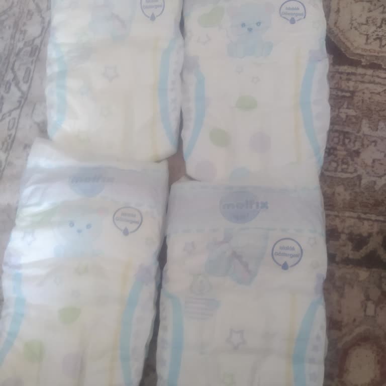 Molfix Yanlış Üretim Tuvalet Çizgisi Ortada Olması Gerekirken Sağda