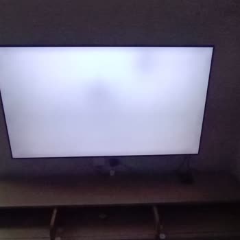 Samsung 58au7000 TV Ekran Panelinde Gölgelenme Bozulma