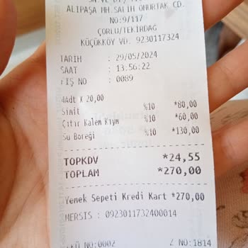 Orion AVM Simit Sarayı Kötü Simit Mi Poğaça Mi Belli Değil Bu Ne Böyle