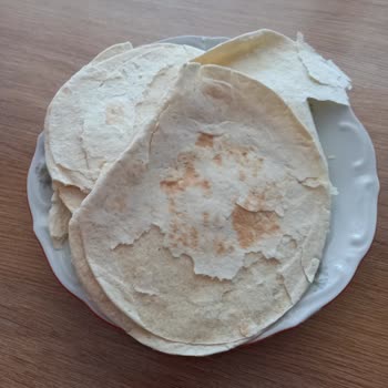 UNO Ekmek A101 Dikilitaş Şubesinde Hijyen Ve Müşteri Hizmeti Sorunları