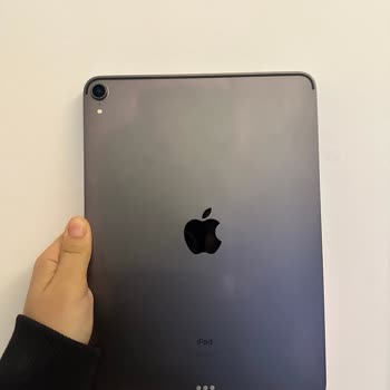 Apple A**** İpad Arka Kasa Renk Değişimi