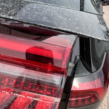 Chery Stop Lambası İç Çatlağına Garanti Yok Diyor.