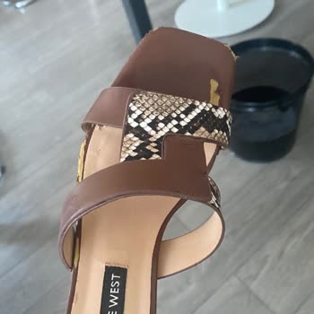 Nine West Terlik İlk Giymemde Soyuldu