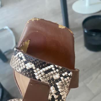 Nine West Terlik İlk Giymemde Soyuldu