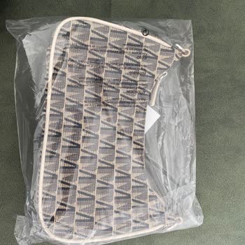 Fashfed Yanlış Ürün Gönderdi. Sorunu Çözmek Adına Dönüş Alamıyorum.