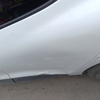 Getir Büyük Kuryesi Aracıma Vurup Kaçtı