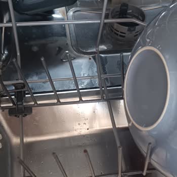 Beko Bulaşık Makinesi Tellerinde Paslanma