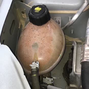 Dacia İkame Serviste Yatan Aracıma İkame Vermiyor