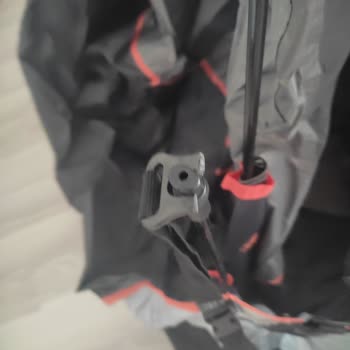 BİM Otomatik Çadır Kırık Çıktı