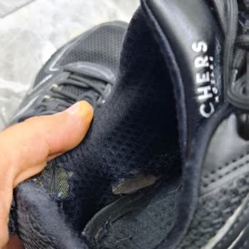 Skechers Denen Marka Resmen Malının Arkasında Durmuyor