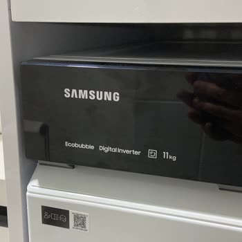 Samsung Köpüksüz Makine Temizlenmeyen Kıyafetler