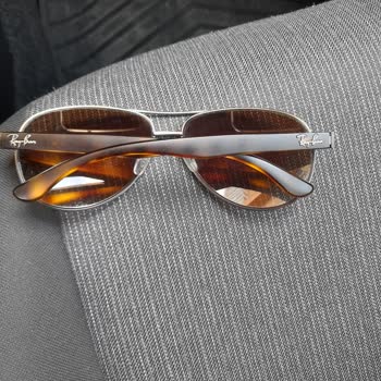 Rayban Marka Gözlüğü Camında Oluşan Hatalar