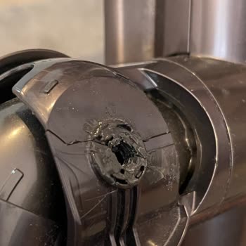 Dyson Servisi Tarafından Ayıplı Ürün Gönderimi