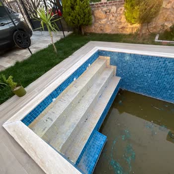 Akça Havuz Market İlgisizler!