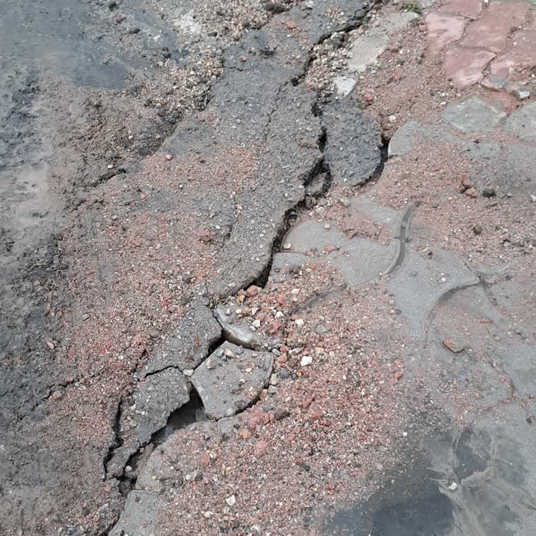 Selçuklu Belediyesi (Konya) Yol Çökmesi Ve Bunun Düzeltilmesi!