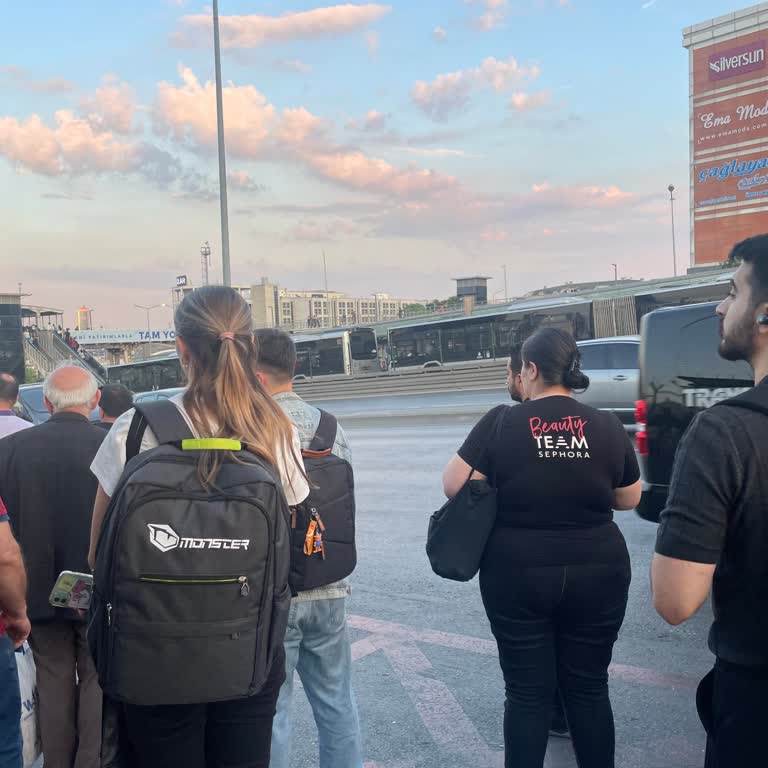 İBB - İstanbul Büyükşehir Belediyesi HT29 Seferlerini Arttırın!