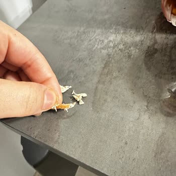 Serel Pekmez-Tahin-Helva Serel Marka Helva İçinden Bir Şey Çıktı