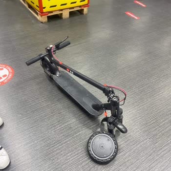 Ek