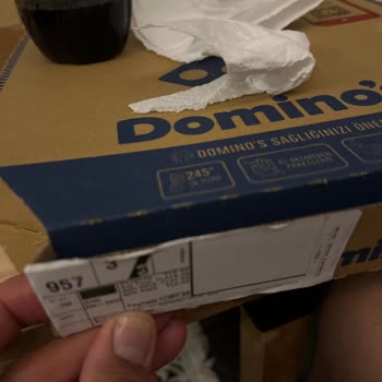 Domino's Pizza Bol Olmayan Malzemos