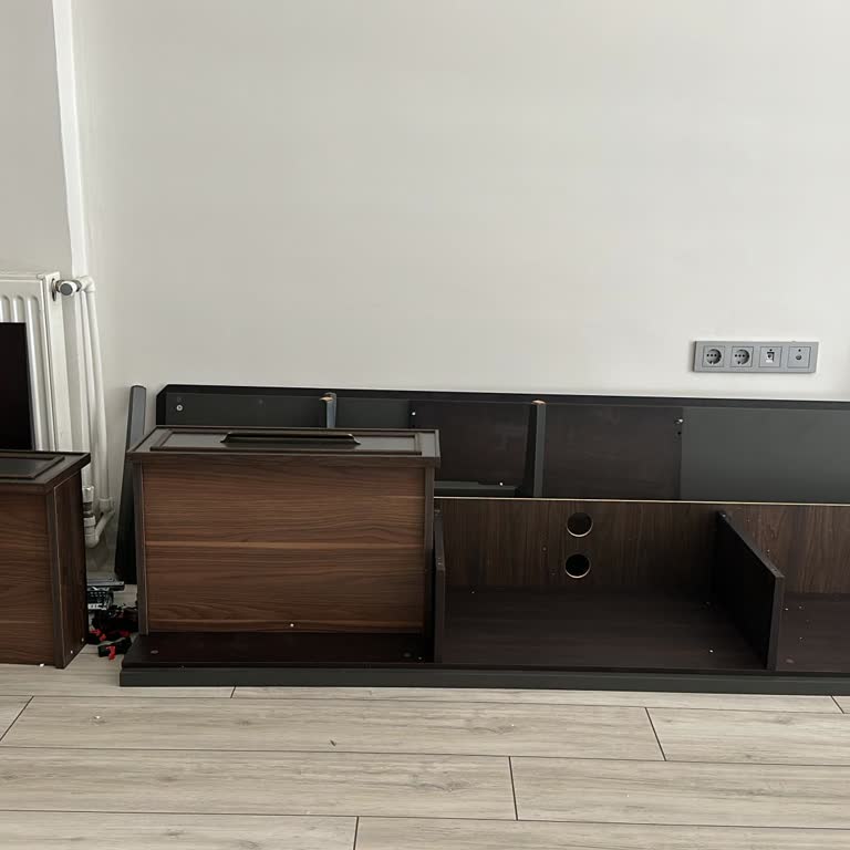 Enza Home Eksik Mobilyalar Tamamlanmadı