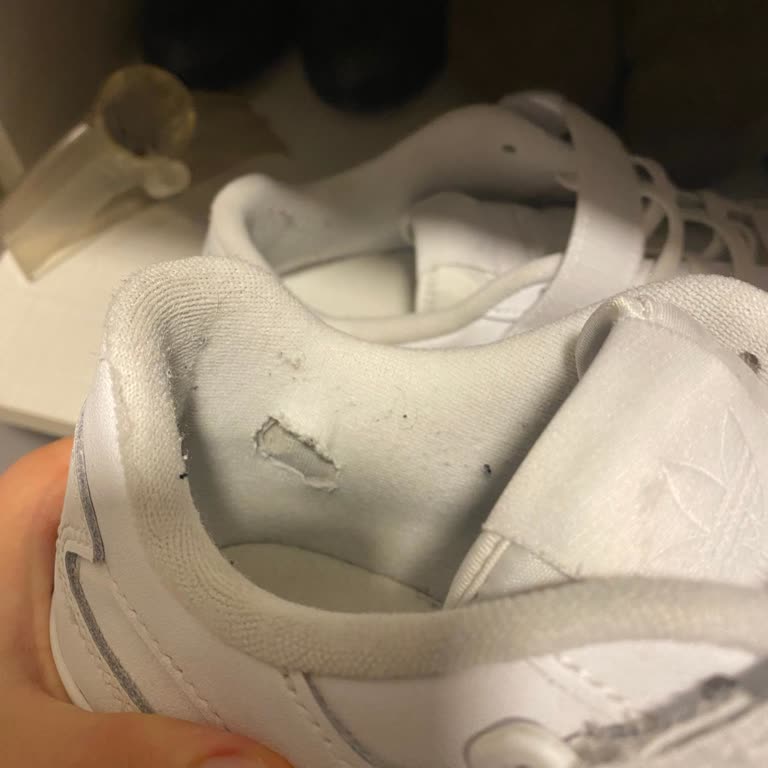 Adidas Forum Low Ayakkabıda 1.5 Ayda Yırtık: Değişim Talebi Ve Hayal Kırıklığı