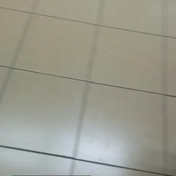 Nike Sağ Ayakkabı Tekinde Gıcırtı!