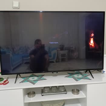 PHILIPS TV Youtube.com Açılmıyor, Açılsa Da Sürekli Donuyor.