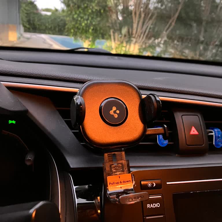 Spigen Türkiye Telefon Tutucu Parça Kırılması