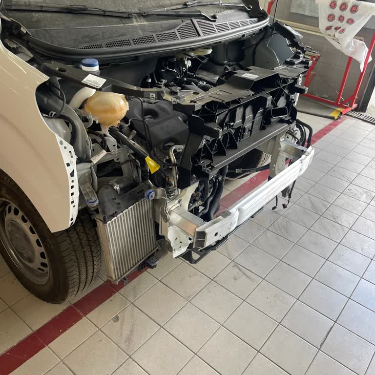 Fiat Scudo Parça İçin Bekliyor