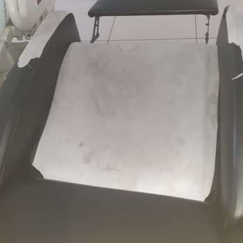 Dicle Üniversitesi Hastanesi Koltuk Kırık Değiştirilsin