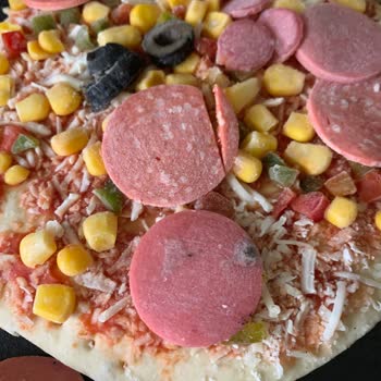 Superfresh Yeni Paketten Çıkan Küflü Pizza