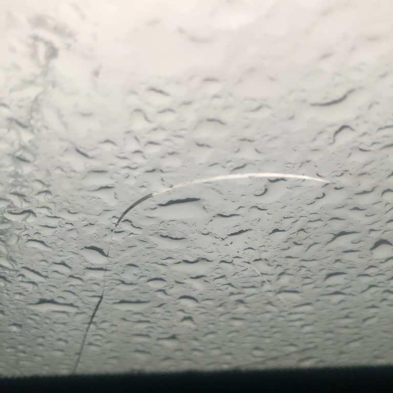 Opel Corsa Cam Tavan Çatladı