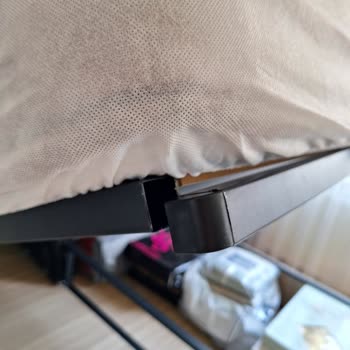Bambi Yatak Bazanın Köşesi Kırık Geldi
