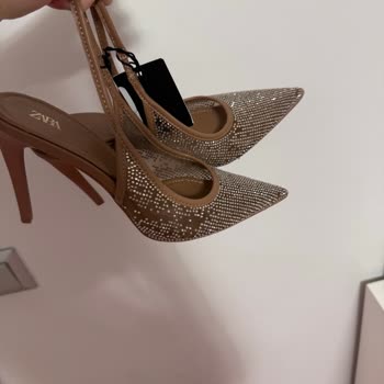 Zara'ya İade Ettiğim Ürünleri Ellerine Ulaştığı Halde Gelmedi Diyor