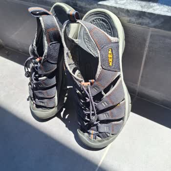 Keen Outdoor Ayakkabı Boyaması Hakkında