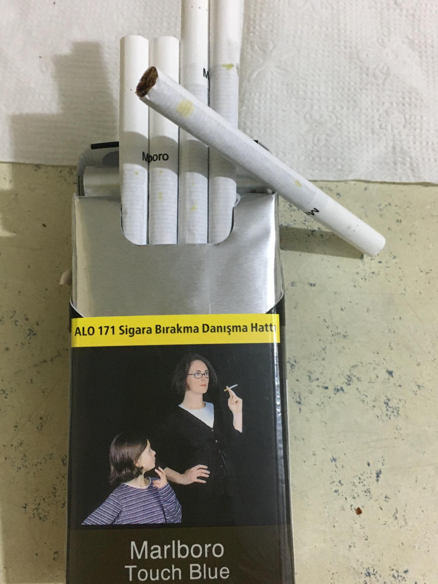 half cigarettes Philip Morris Marlboro Touch Blue Half Cigarettes and Poor Paper Quality