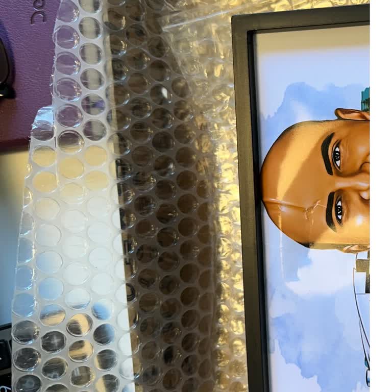 Hediye Dükkanı (hediyedukkani.com) Hasarlı Ürün Ve Yetersiz Müşteri Hizmetleri: Kötü Bir Alışveriş Deneyimi