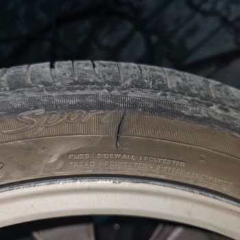 Yeni Aldığım Seat Leon'un Lastik Problemi