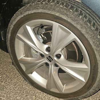 Yeni Aldığım Seat Leon'un Lastik Problemi