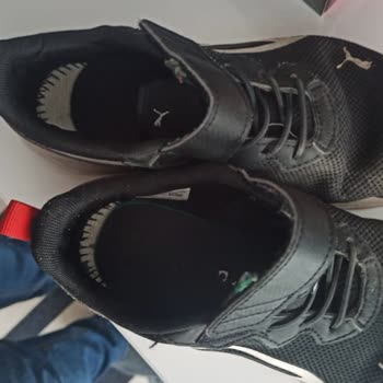 Puma Ayakkabı Üretim Hatası Ve In Street Mağaza Umursamazlığı