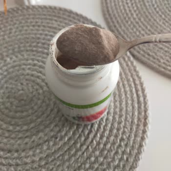 Trendyol Herbalife Çay Rengi Ve Kokusu Kireç Gibi